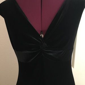 Knot Front Cap Sleeve Velvet Gown